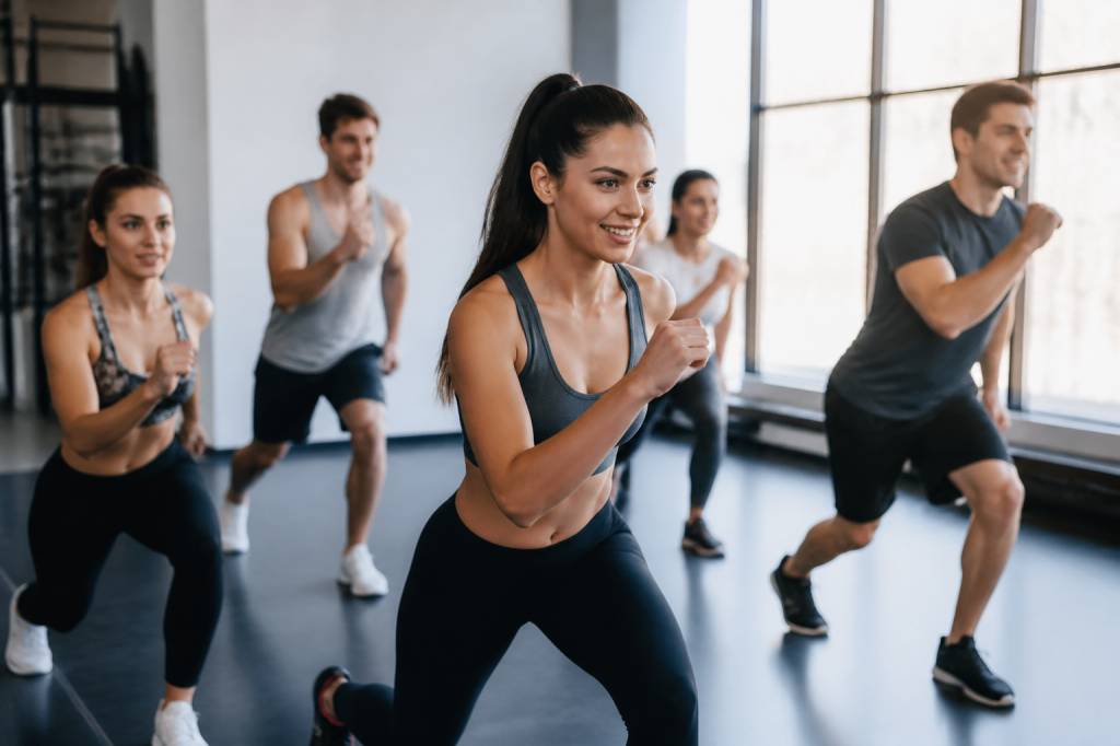 Cours collectif pour perdre du poids : avantages, conseils et résultats